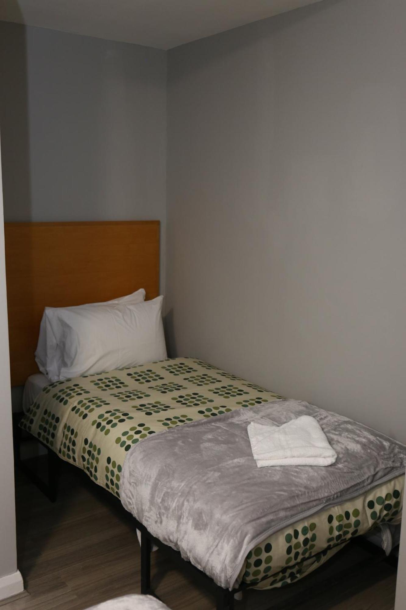 Elstree Inn Богемвуд Экстерьер фото